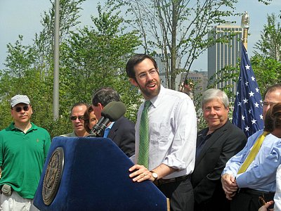 jsw_img_8280_edited-1 State Sen. Daniel Squadron
